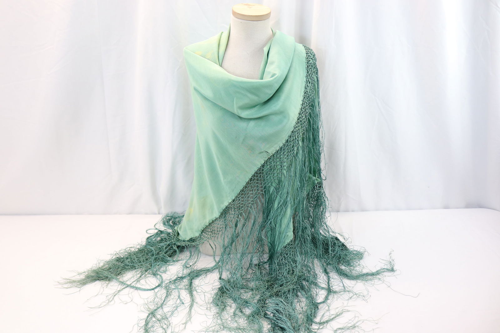 Vintage 1920's Green Silk Piano Shawl: approx. 42 square, not including fringe, see photo's