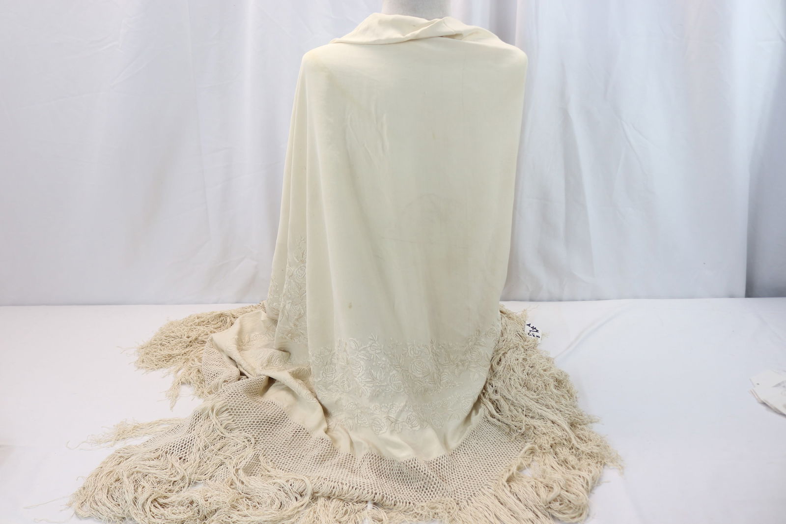 Vintage 1920's Canton Embroidered Ivory Color Piano Shawl (1 of 15)