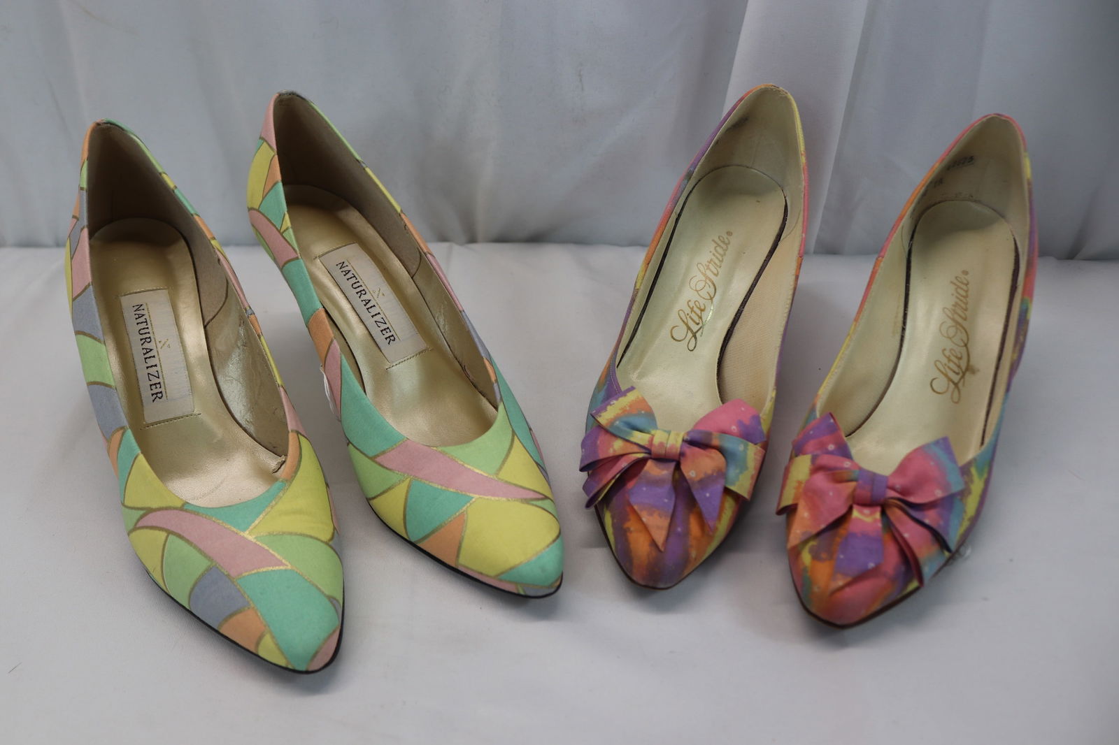 Lot of 2 Pair Vintage Colorful Fabric Heeled Shoes, Naturalizer & Lite Stride (1 of 13)