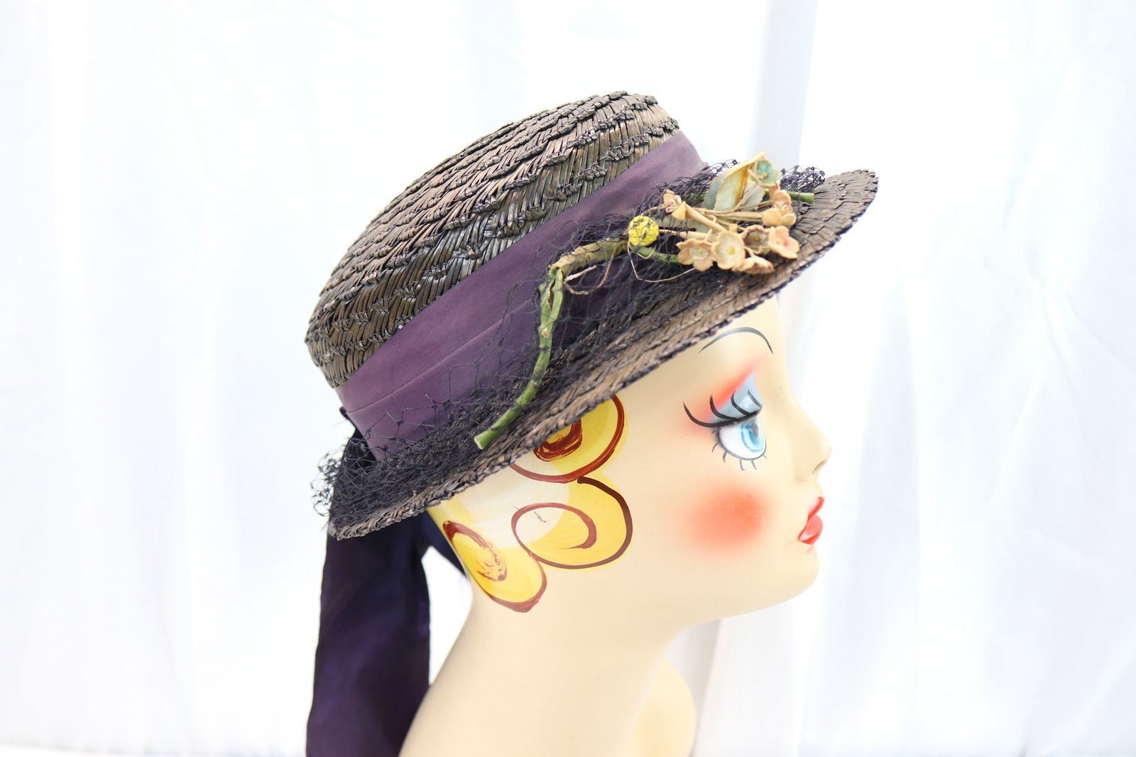 Vintage 1940's Brown Straw Hat with Satin Ribbon & Flowers (1 of 6)