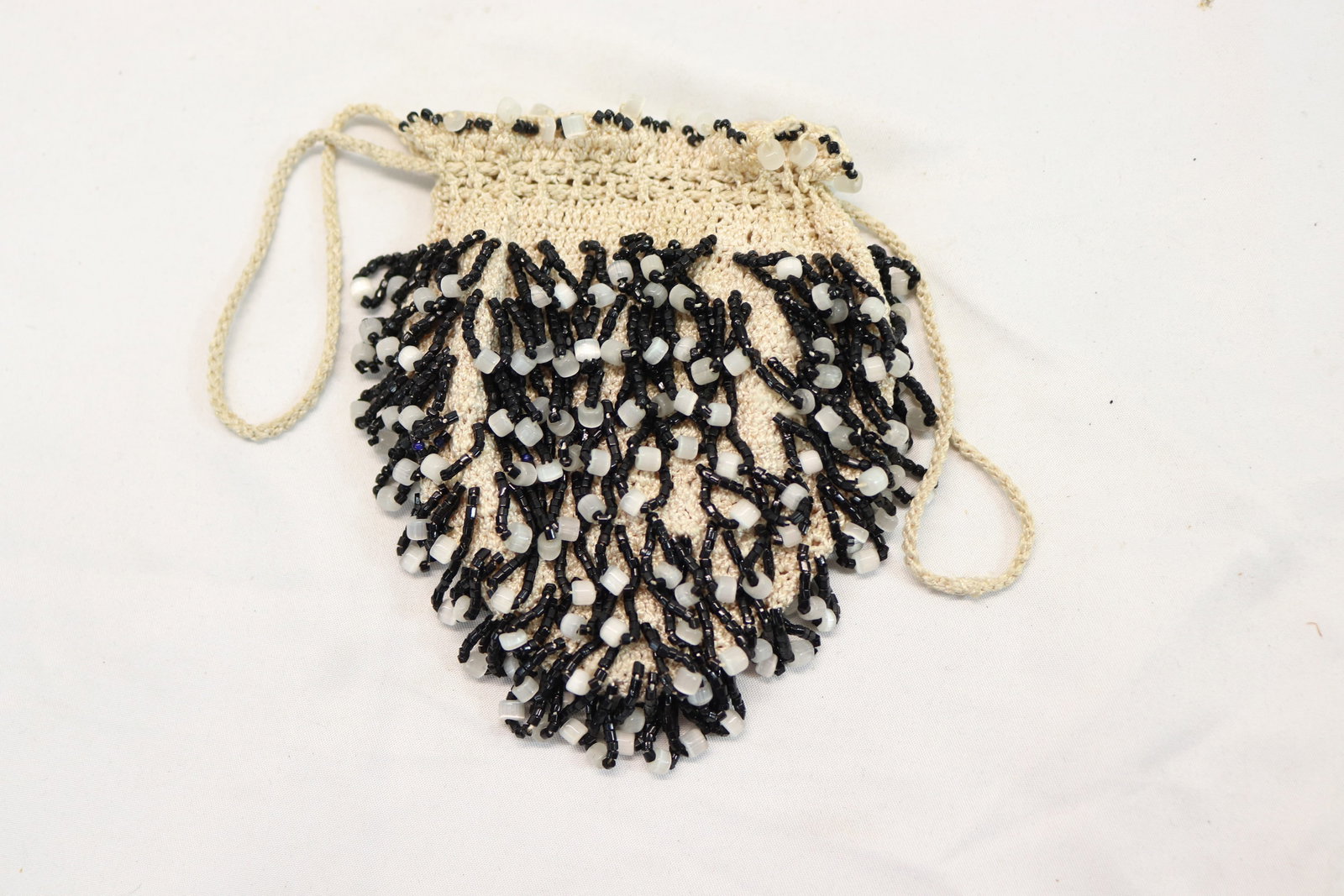 Antique Crochet Reticule Black & White Beaded Miser Purse (1 of 3)
