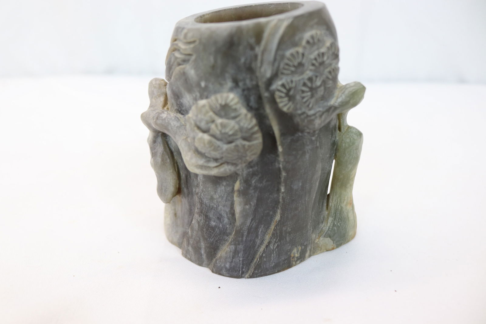 Antique Chinese Hand Carved Jade Brush Washer, Tree Stump Floral Design (1 of 5)