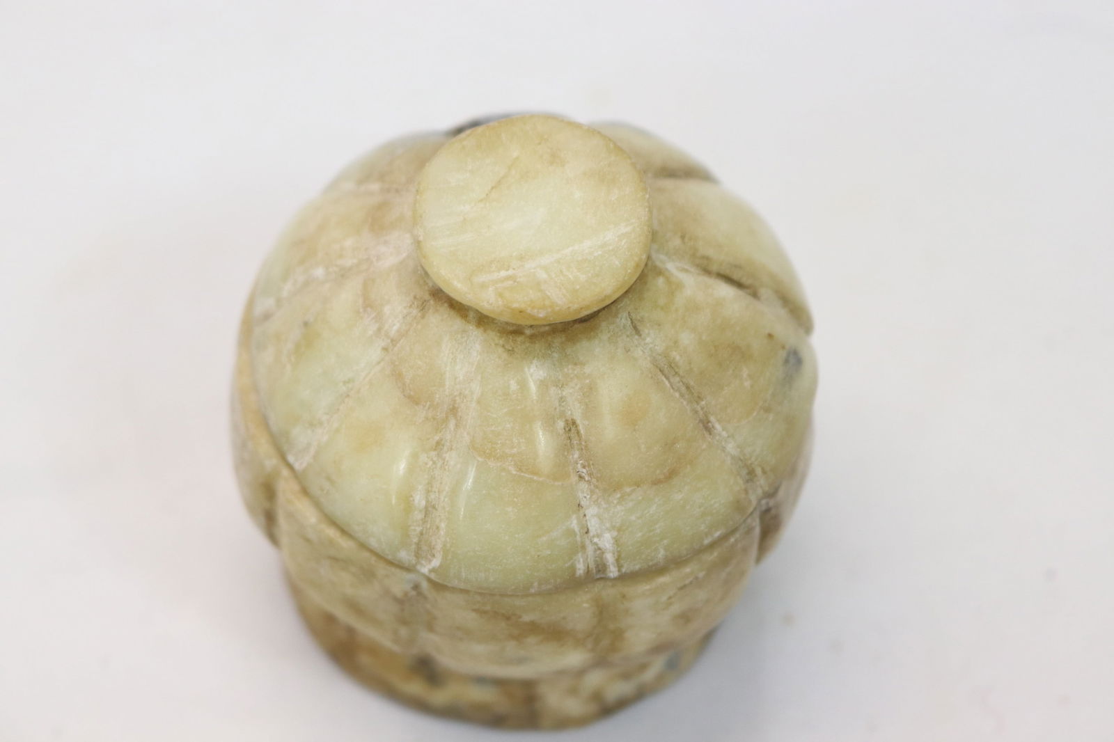 Antique Hand Carved Jade Brush Washer with Cover (1 of 4)