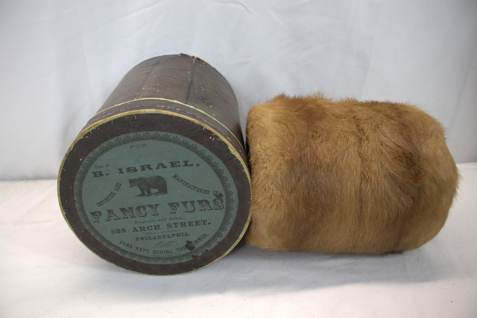Victorian B. Israel Mink Fur Muff in Original Box (1 of 4)