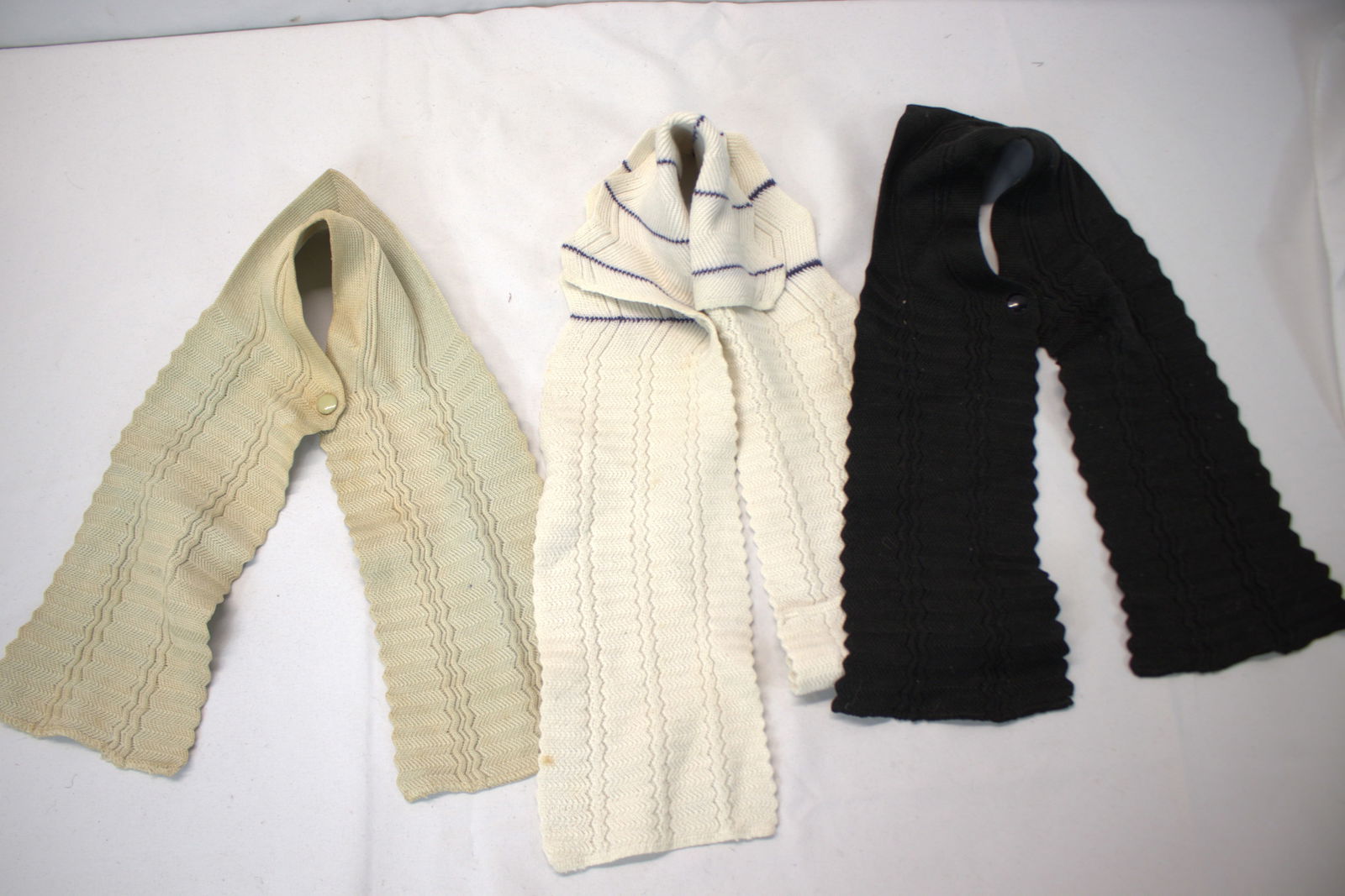 Lot of 3 Vintage 1920/30's Cotton Knit Mufflers: see photo's