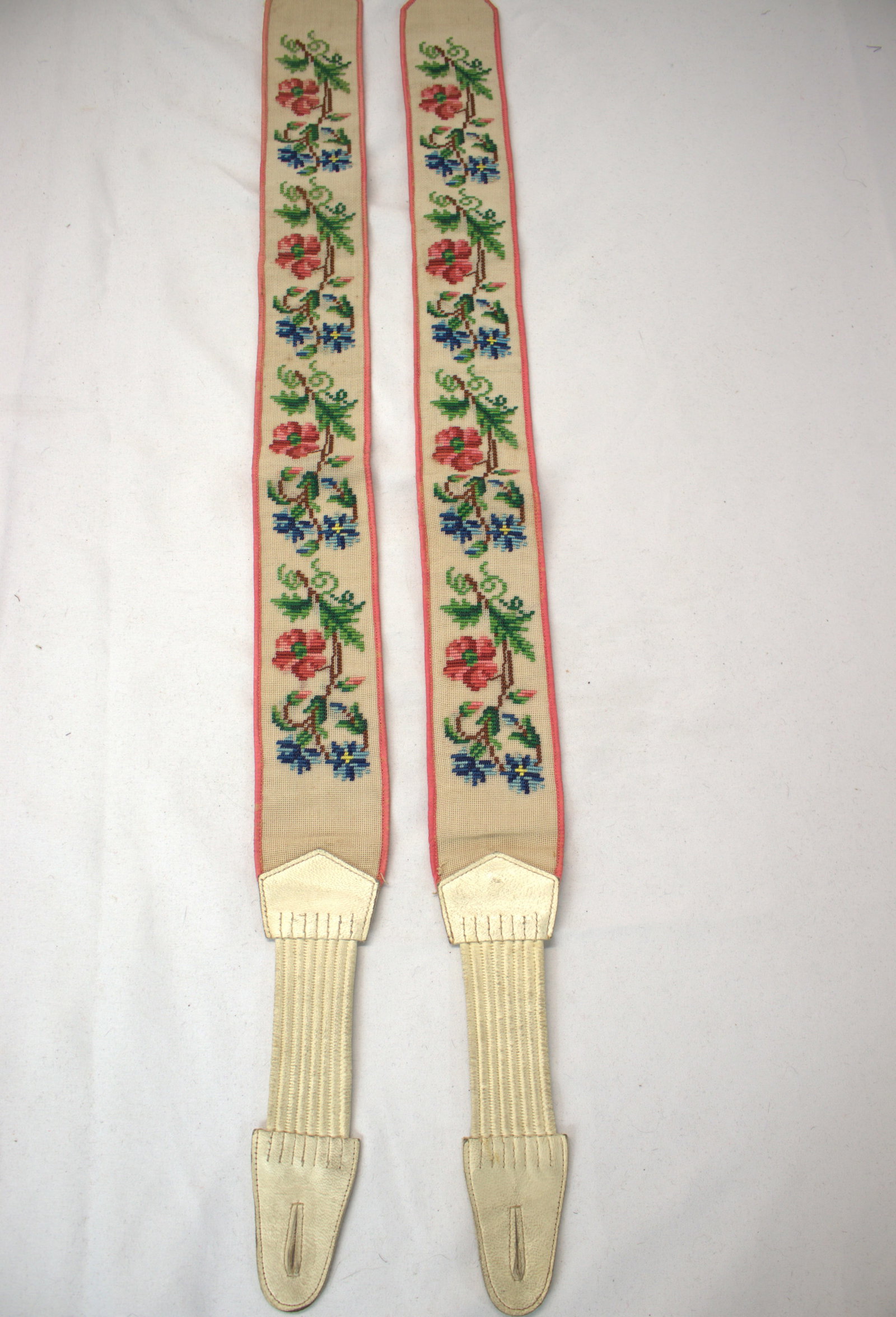 Men's Victorian Needlepoint Suspenders, Hand Stitched: good condition, see photo's