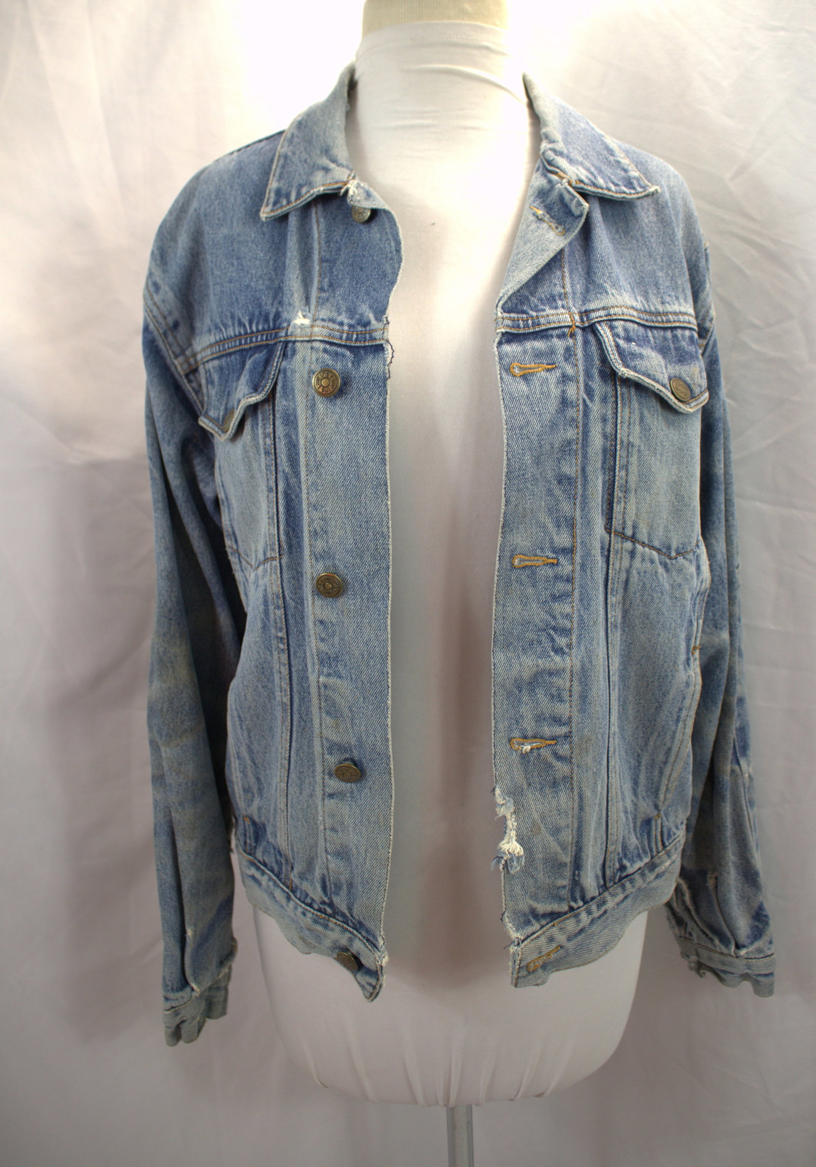 Vintage Live Ins Denim Jean Jacket: approx. 38 bust, nicely worn on sleeves & Collar, see photo's
