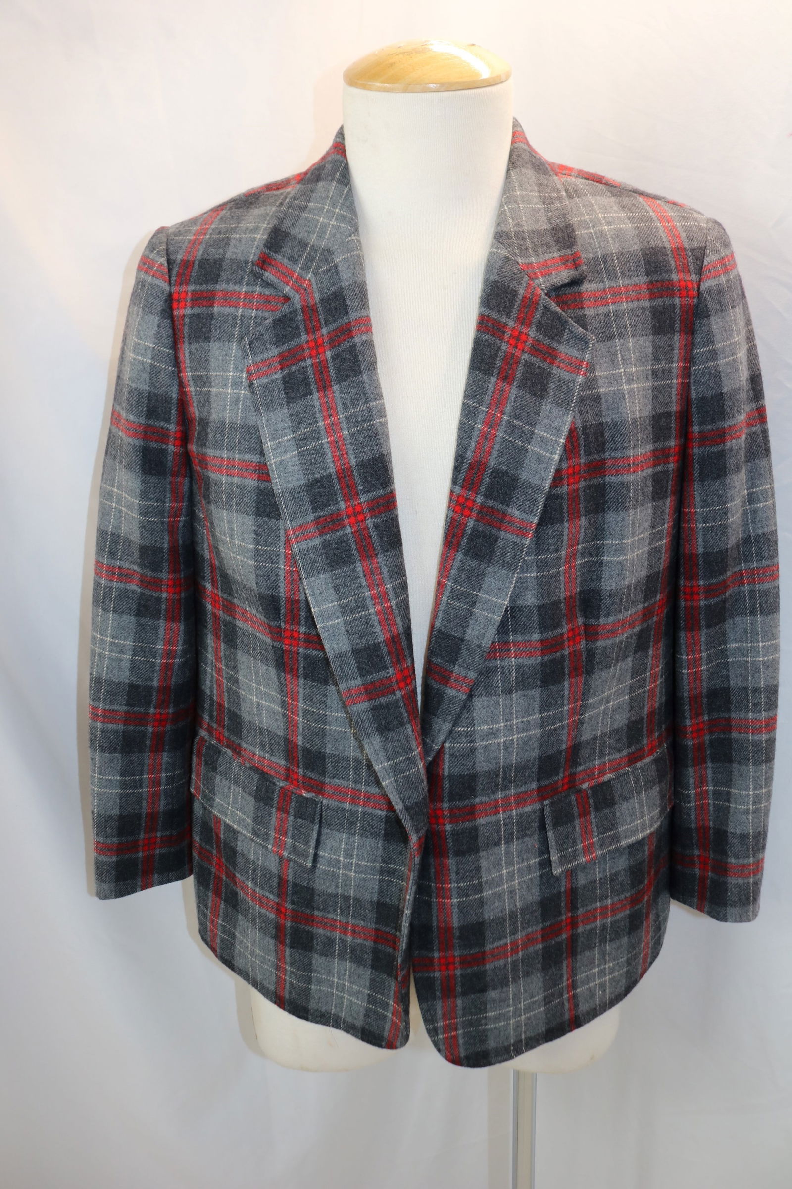 Vintage 1980's Pendleton Blue & Red Plaid Suit Jacket (1 of 5)