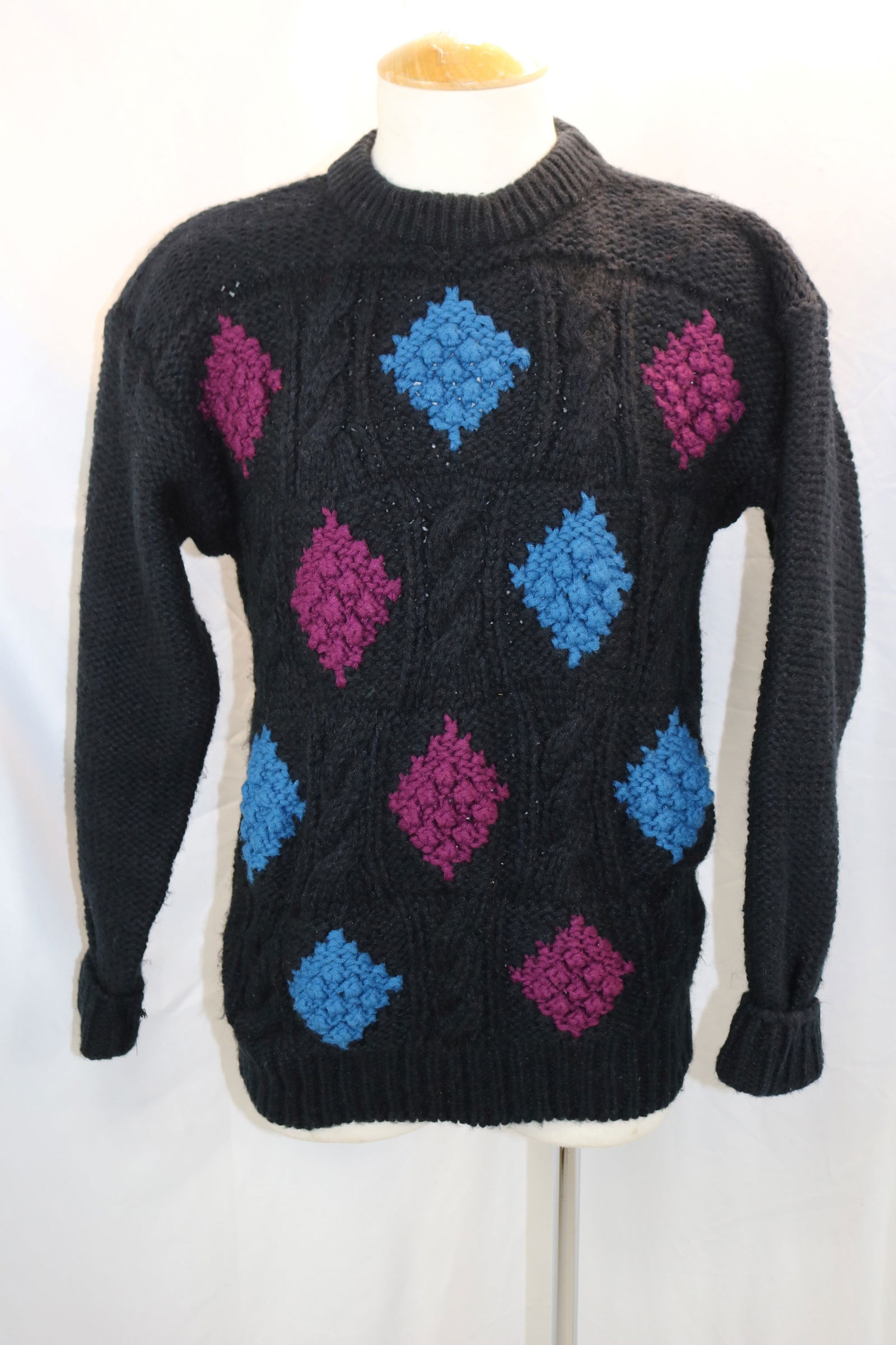 Vintage 1980's Men's McGregor Black, Blue & Maroon Knit Sweater: approx. 46 chest, good condition, see photo's