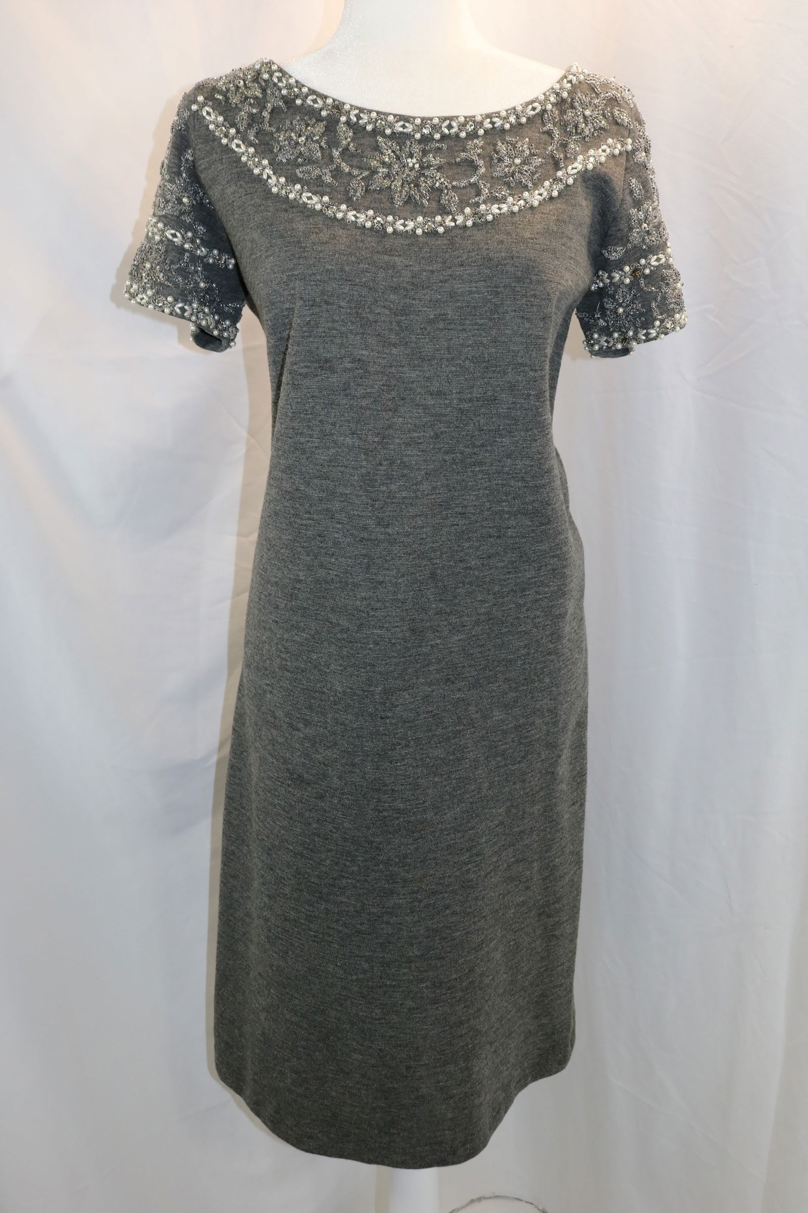 Vintage 1960's Palio Grey Wool & Beaded Shift (1 of 9)