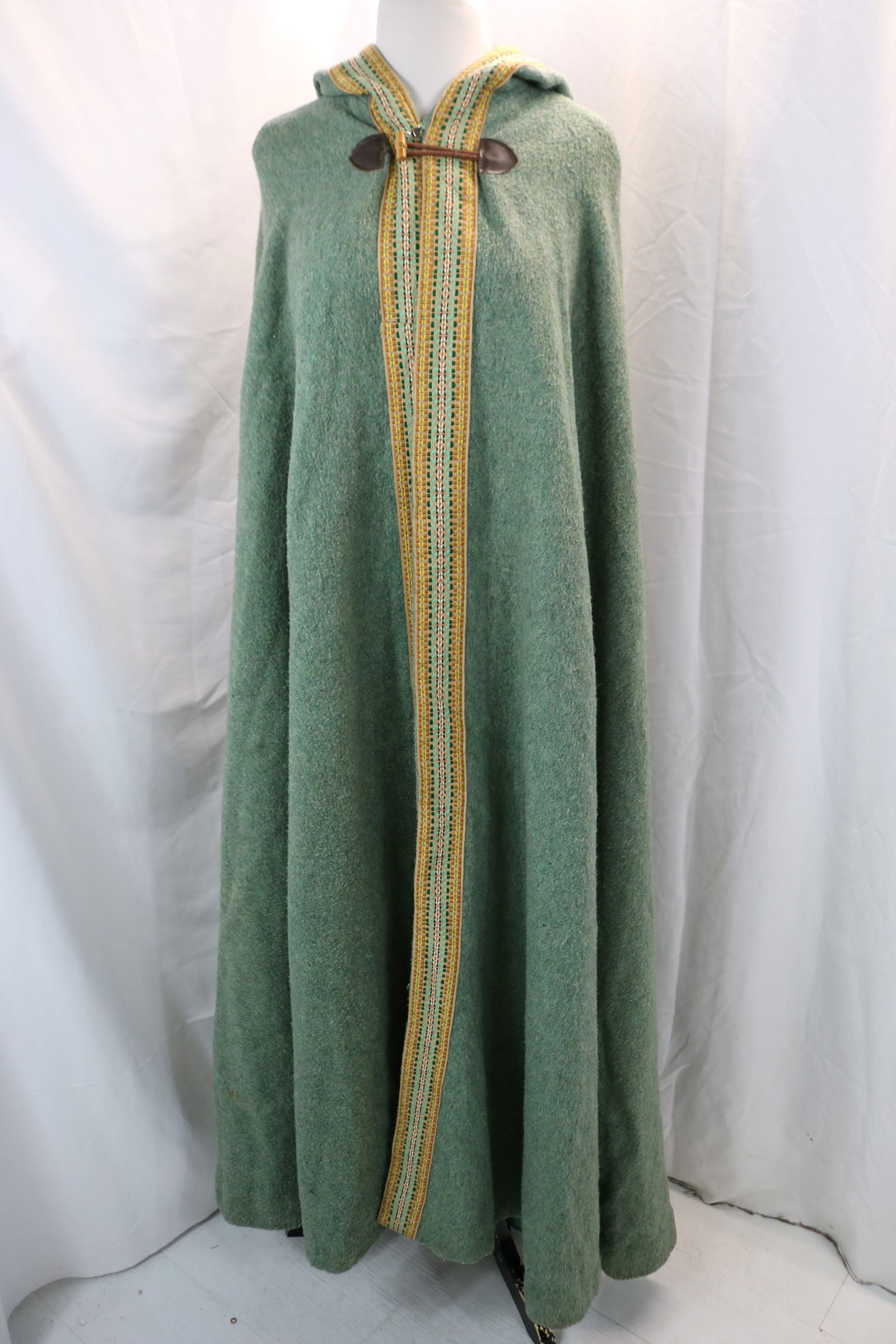 Vintage Green Wool Hooded Cape Full Length with Braid Trim (1 of 8)