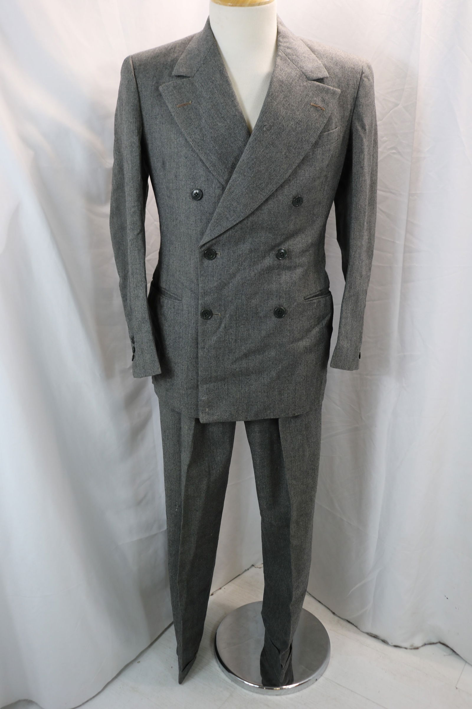 Vintage 1950's The Union Grey Herringbone Double Breast Men's Suit Coat & Pants (1 of 14)