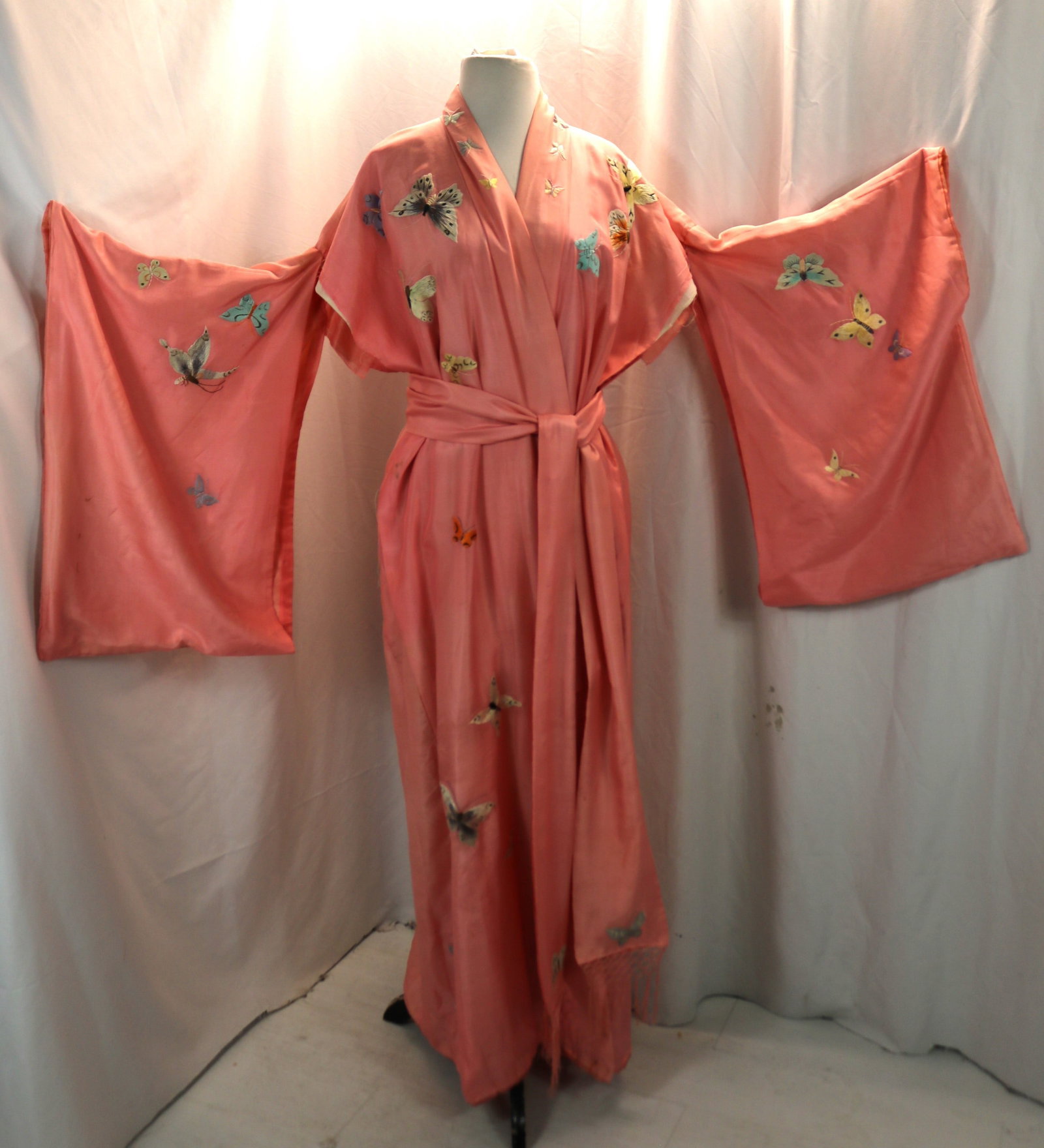 Stunning Vintage Pink Silk Butterfly Embroidered Kimono: has original belt, seem repair needed on both sleeves, small spots on front and belt, see photo's