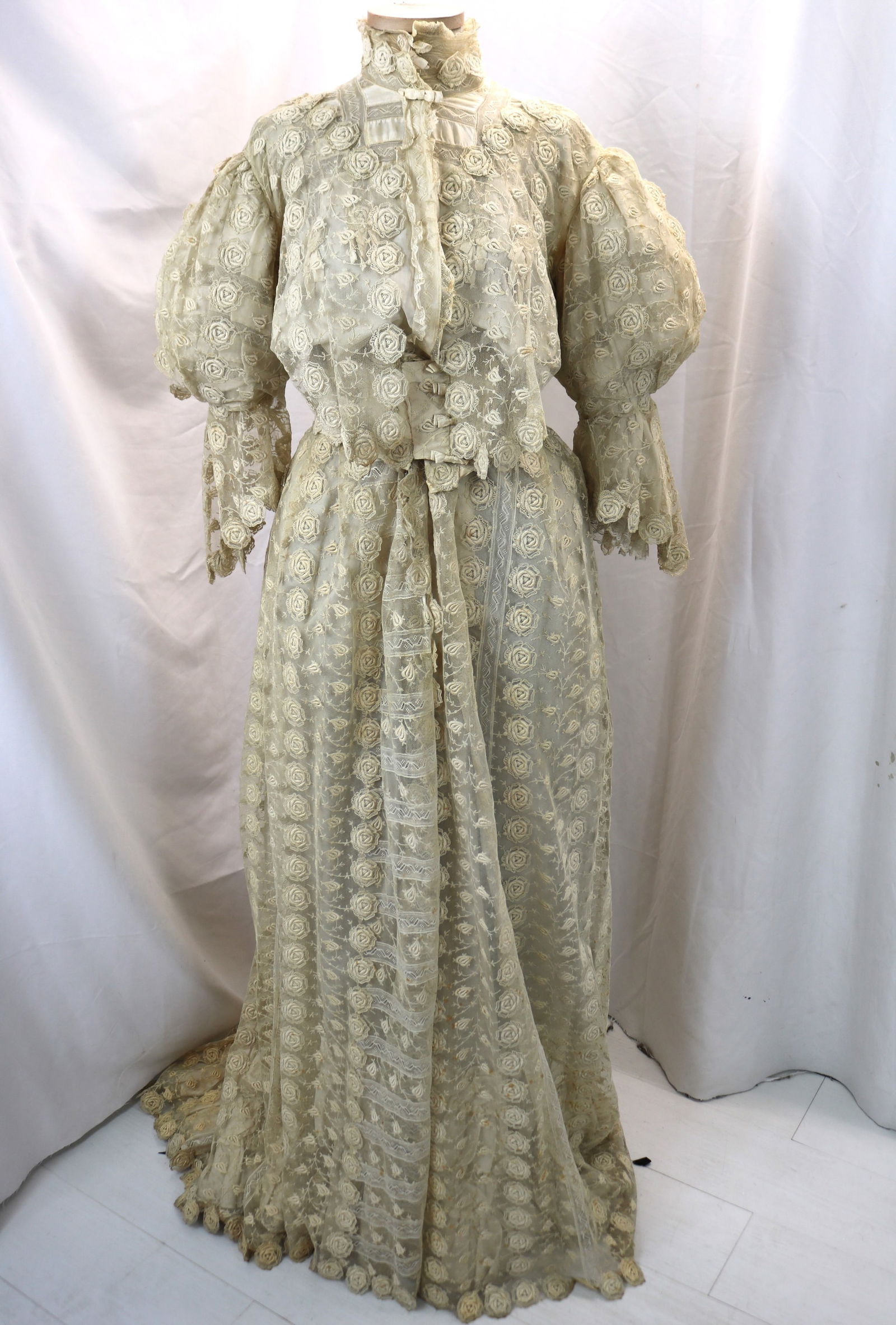 Antique Lace Rose Embroidered Skirt & Bodice Set (1 of 20)