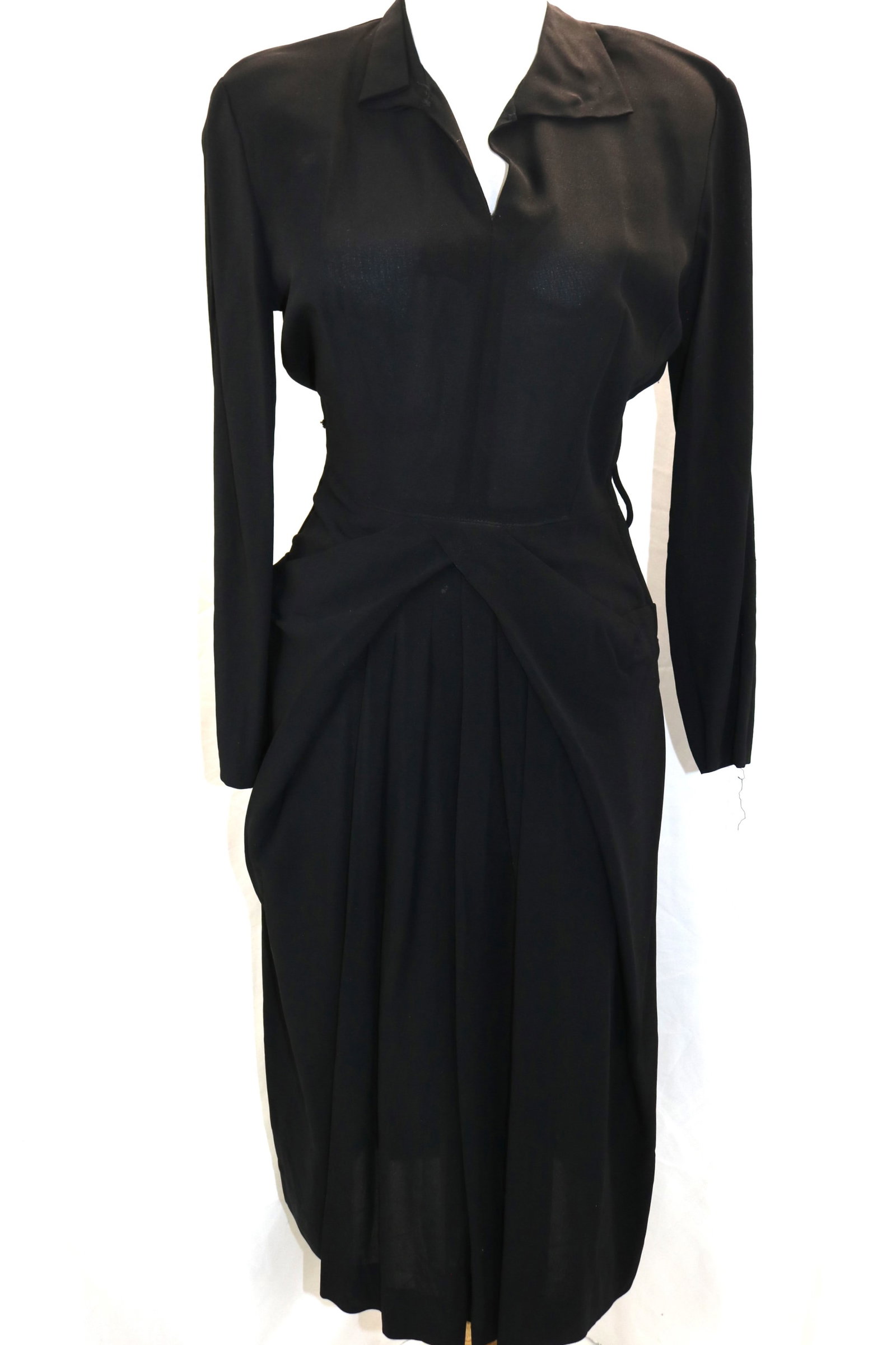 1940's black rayon office dress: approx. 36 bust, 26 waist, has some small holes at shoulders and a light spot, see photo's