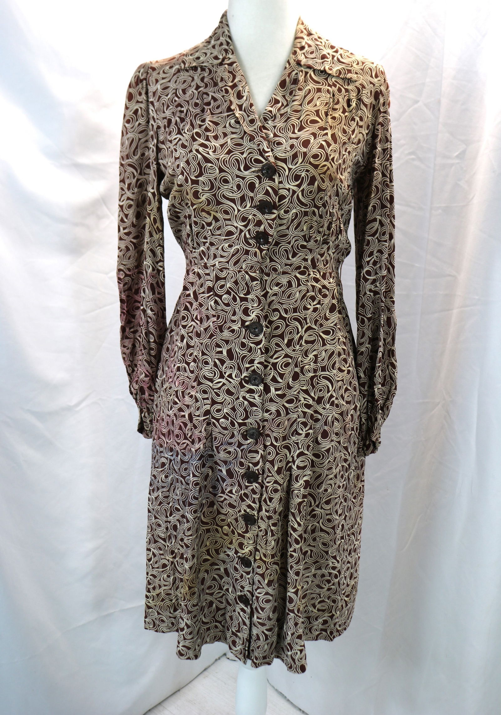 Vintage 1940's brown rayon swirl print shirtwaist dress (1 of 9)