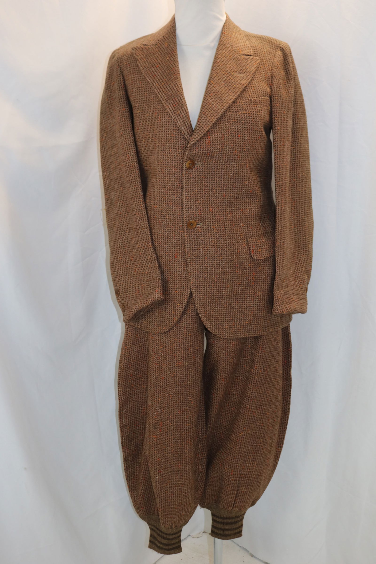 Antique early 1900's men's brown wool tweed knickers & coat set (1 of 16)