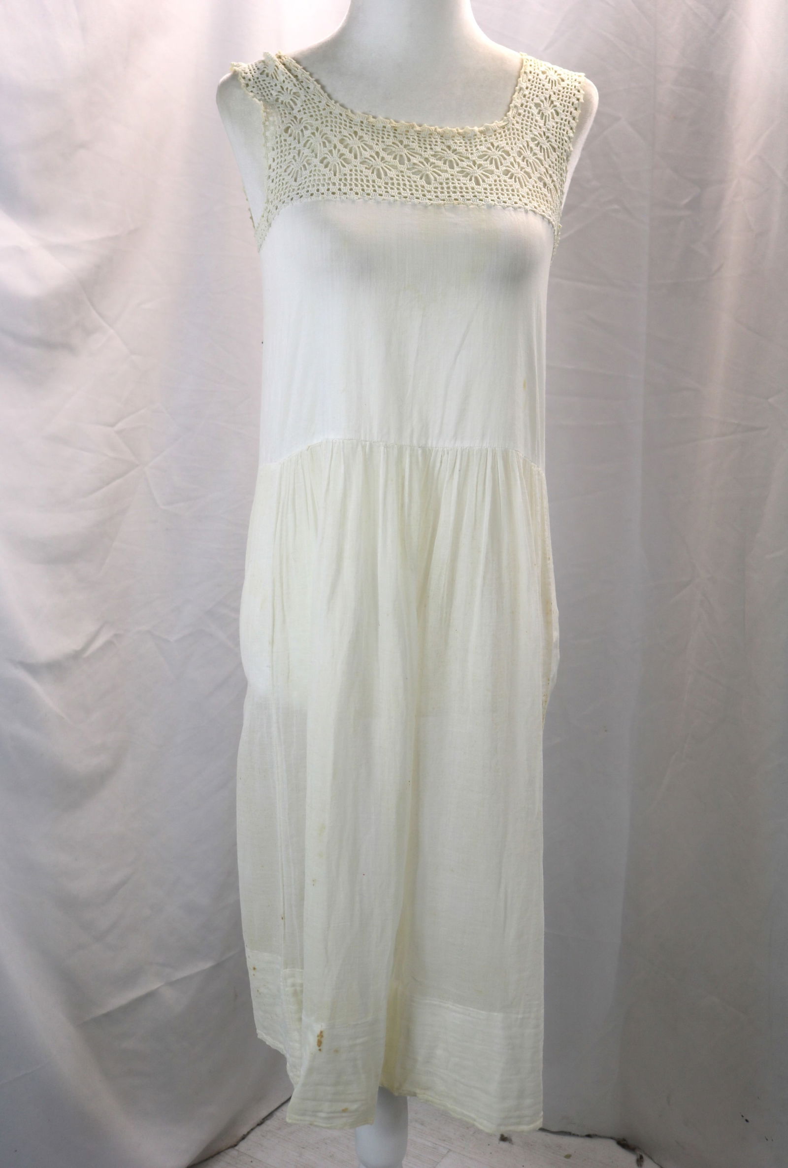 Victorian white cotton & crochet slip: approx. 32 bust & waist, has some stains, at least one small hole, see photo's
