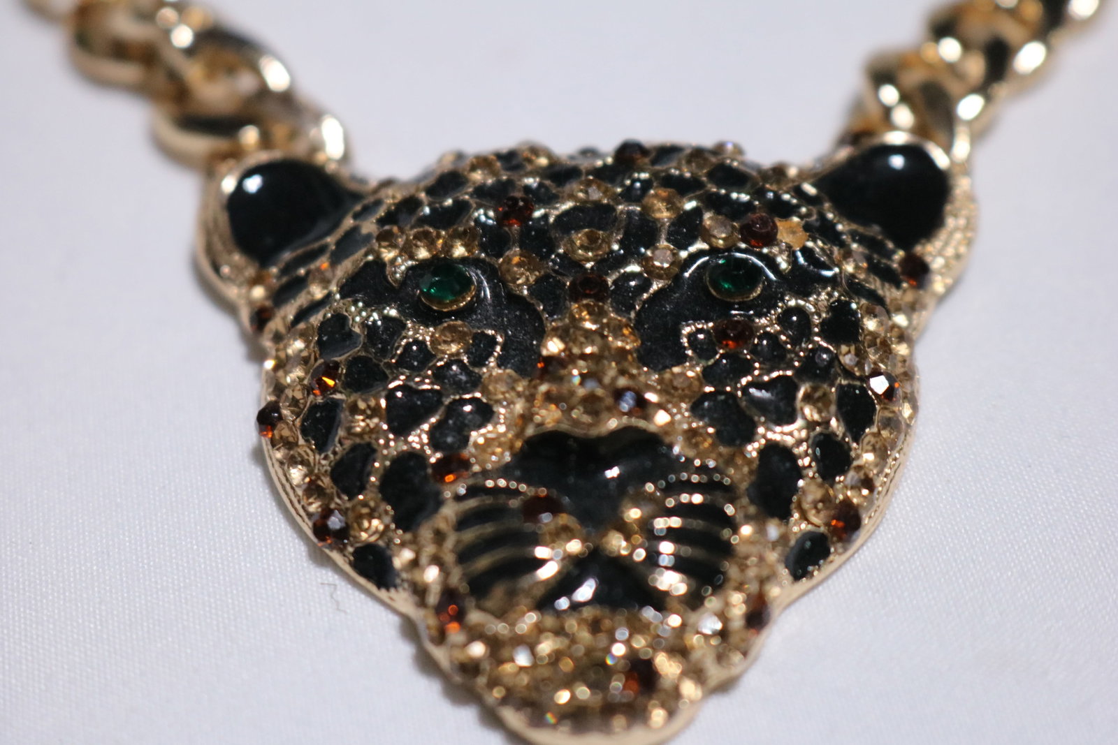 Vintage Tiger Pendant with Gold Red & Green Stones & Heavy Gold Tone Chain: approx. 2 1/2 inch pendant. See photo's
