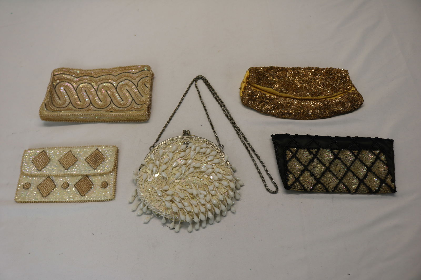 lot of 5 vintage 1940/50's beaded & sequined purses (1 of 19)