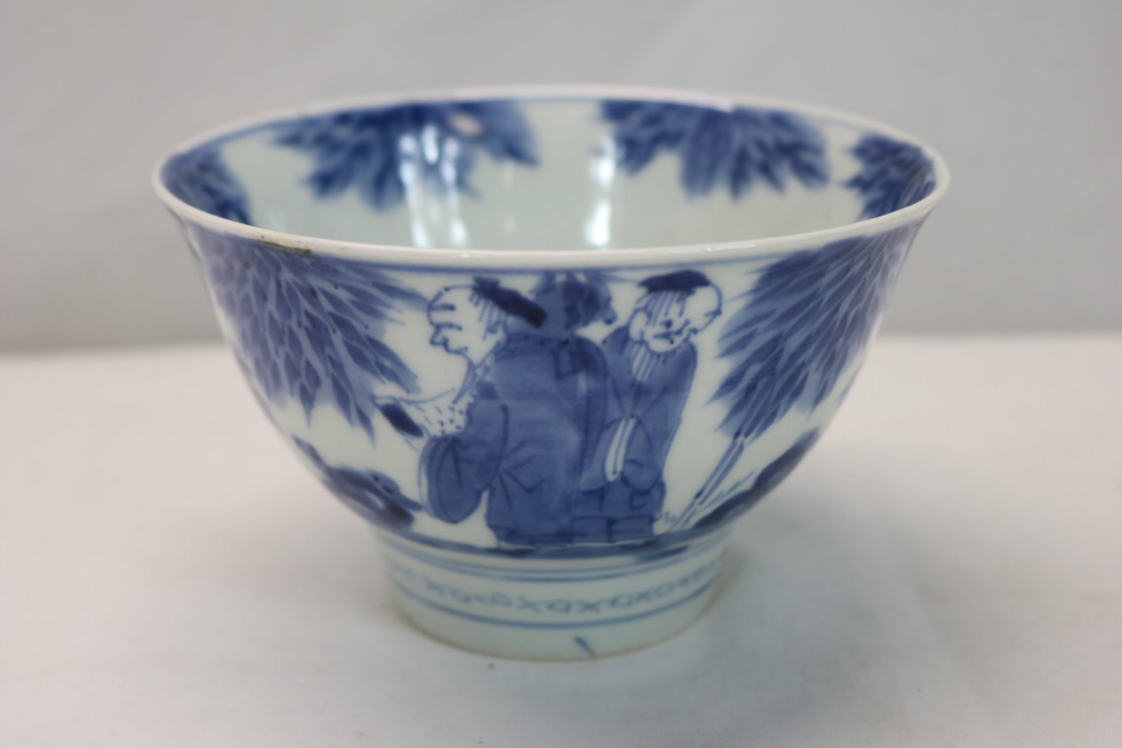 Antique Blue & White Hand Painted Rise Bowl with Figures & Trees, Signed: good condition, see photo's