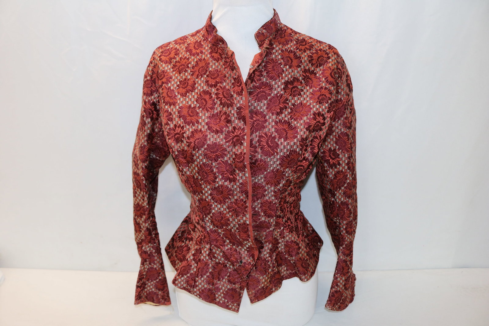 Antique Ladies Bodice, Fabulous Fabric: approx. 32 bust, no buttons, has some damage see photo's