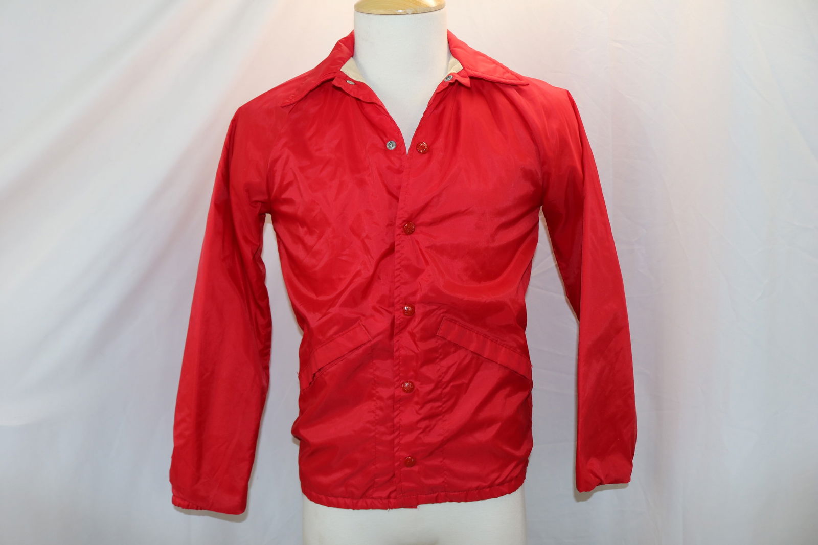 Vintage 1970's King Louie Pro Fit Red Nylon Men's Water Proof Jacket (1 of 7)