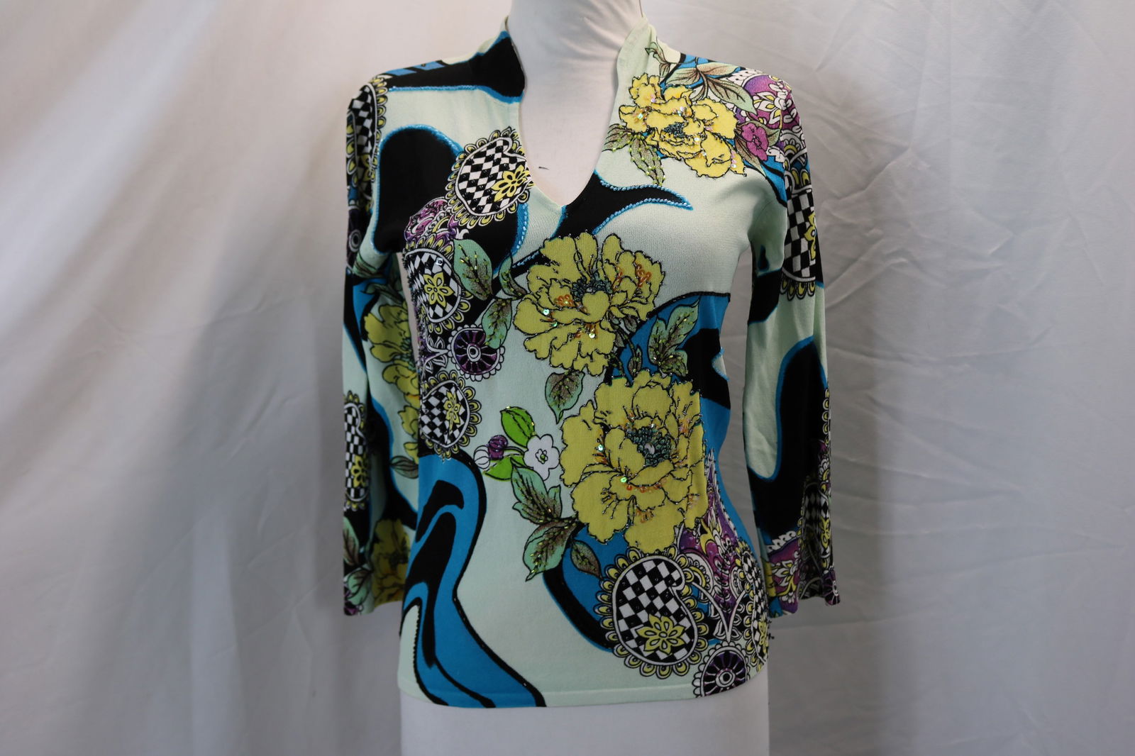 Vintage Alberto Makali Floral Shirt with Beading (1 of 6)