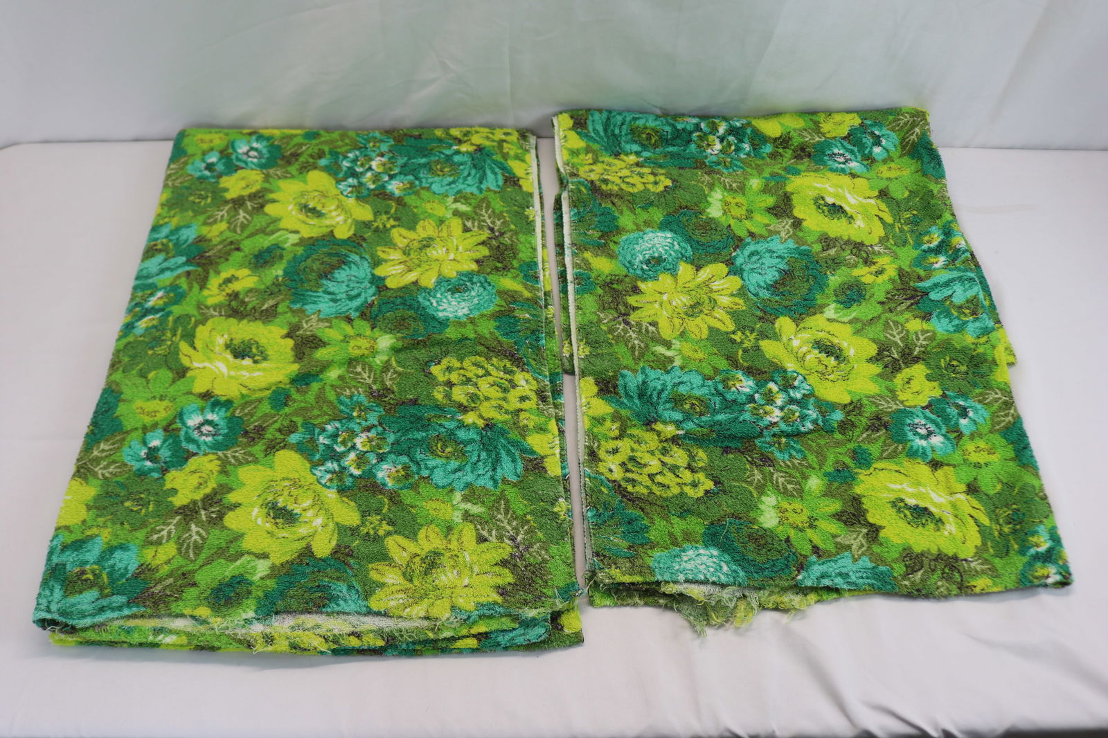 Vintage Terrycloth Fabric Green & Blue Floral, 2 pieces Total of 5 Plus Yards: see photo's