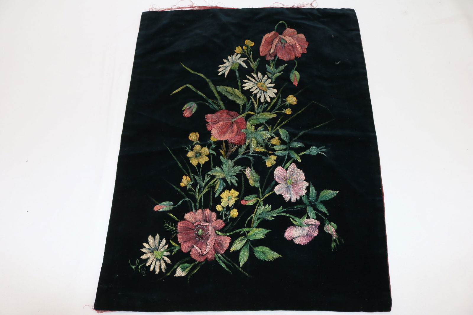 Antique Hand Painted on Velvet Pillow Case/Cover, 16 1/2 x 21 1/2 (1 of 5)