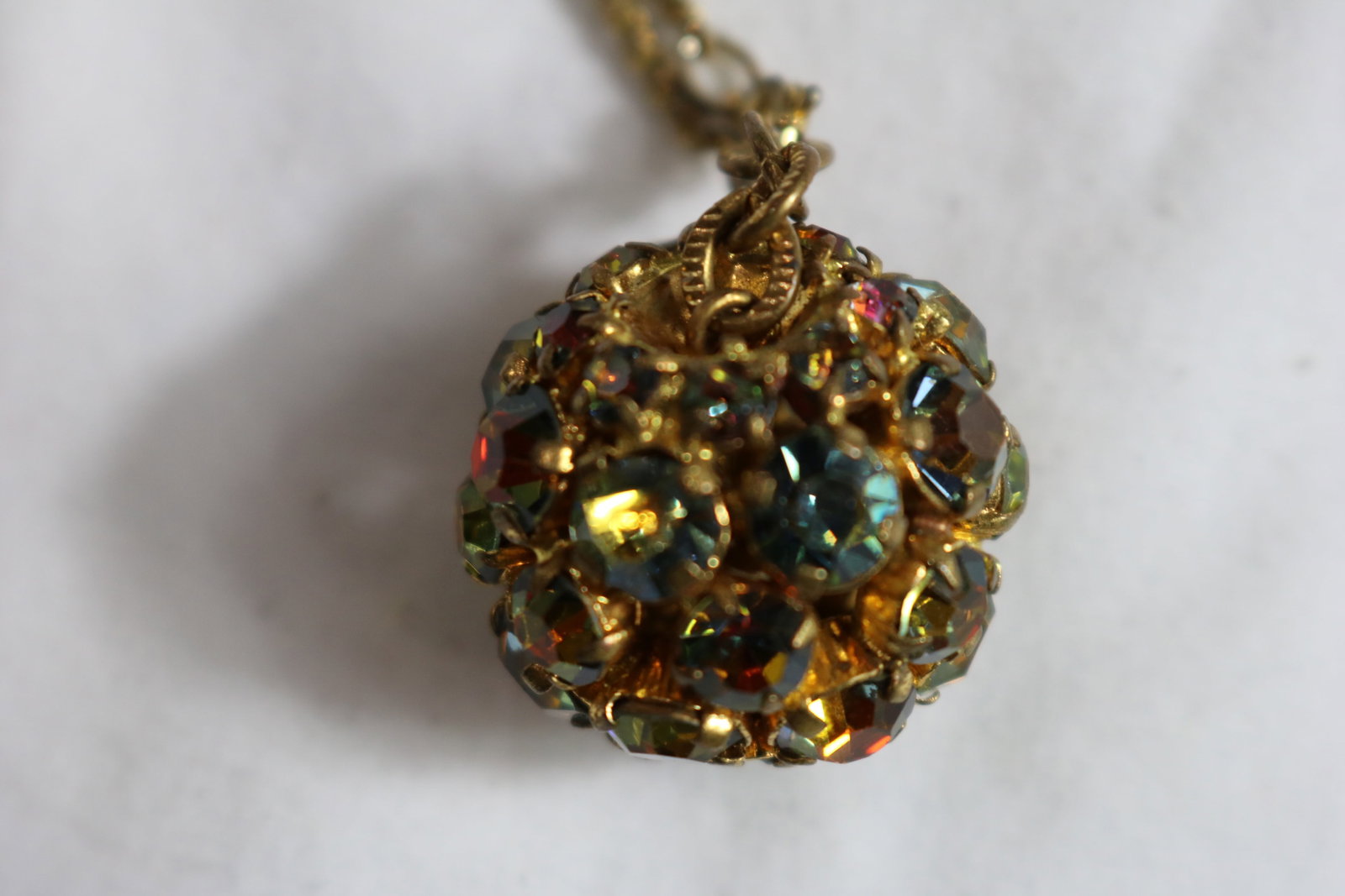Vintage 1950's Ball Rhinestone Pendant & Necklace (1 of 2)