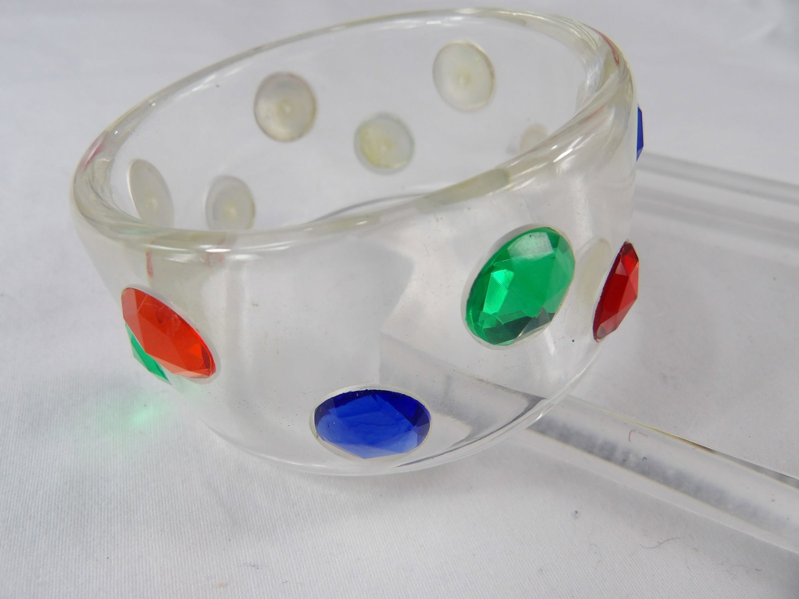 Vintage Lucite Bangle Bracelet with Colorful Stones (1 of 5)