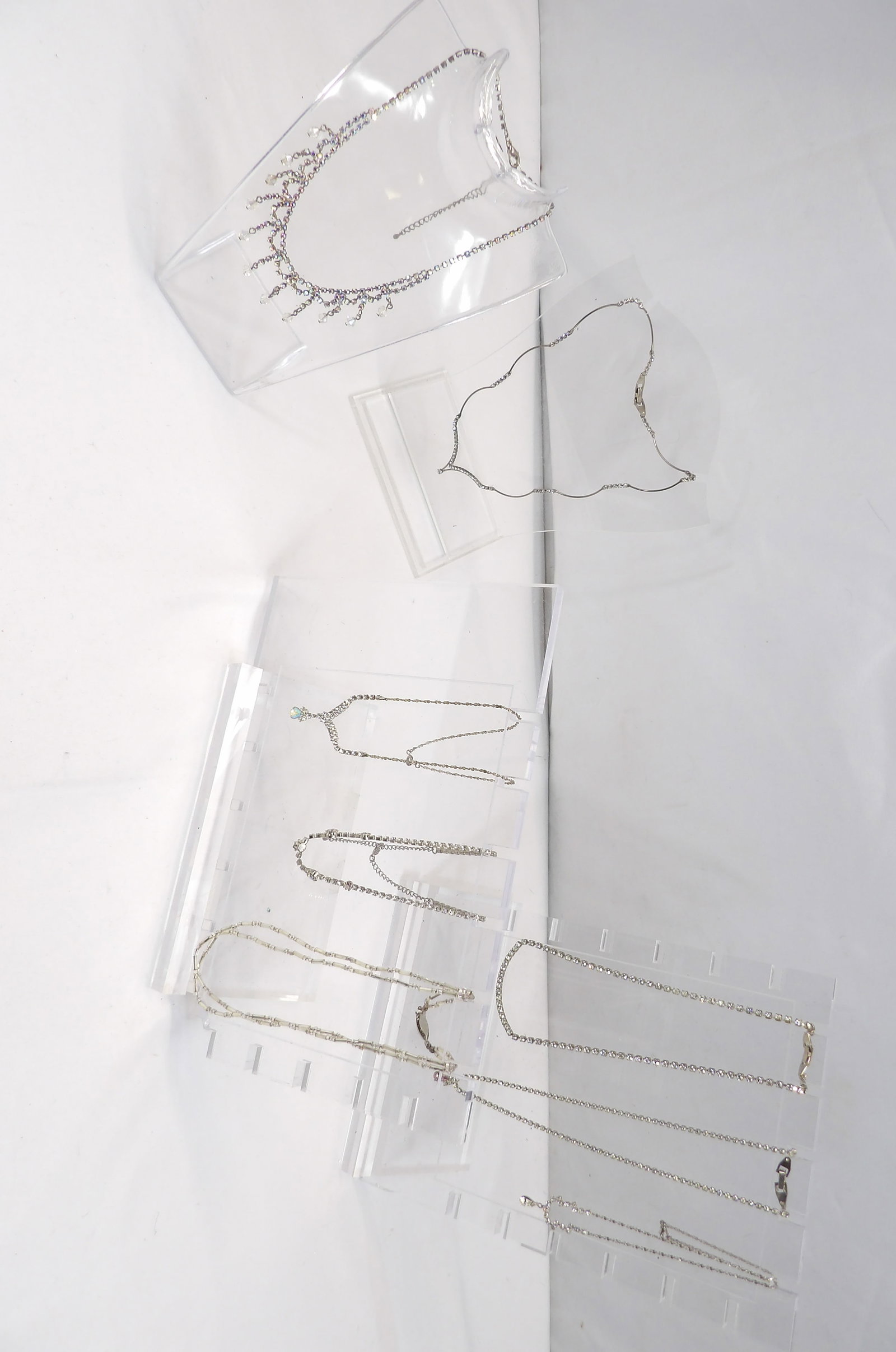 Lot of 8 Vintage Crystal Necklaces: see photo's