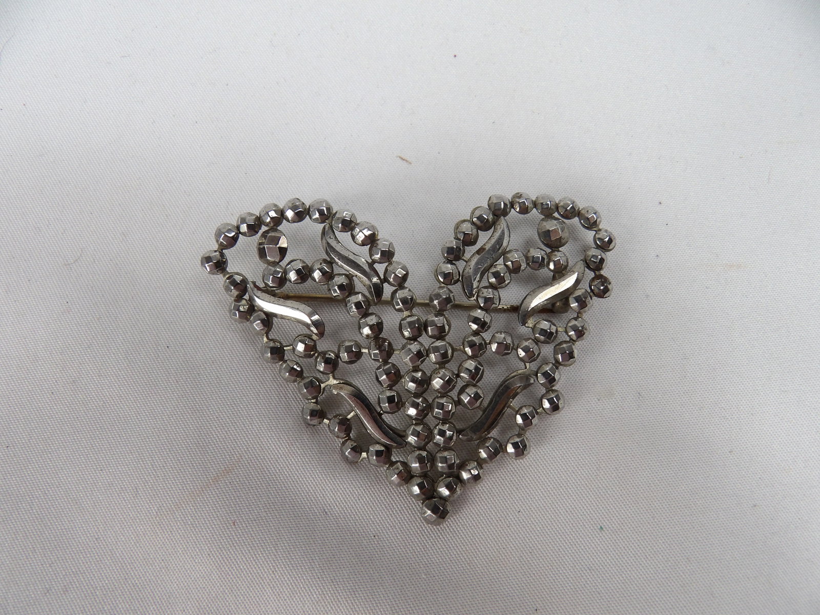 Antique Marcasite Brooch: approx. 2 x 2 1/2 inches, see photo's