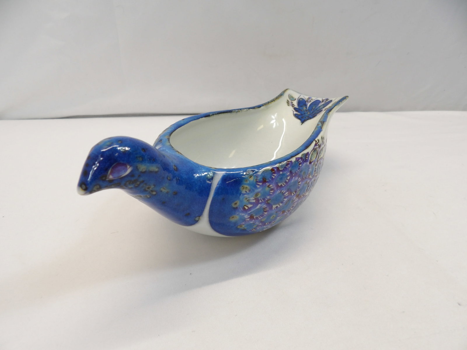 Vintage Royal Copenhagen PEACOCK Fajence Bowl 431/2749 Berte Jessen: approx. 4 tall, 11 long, see photo's