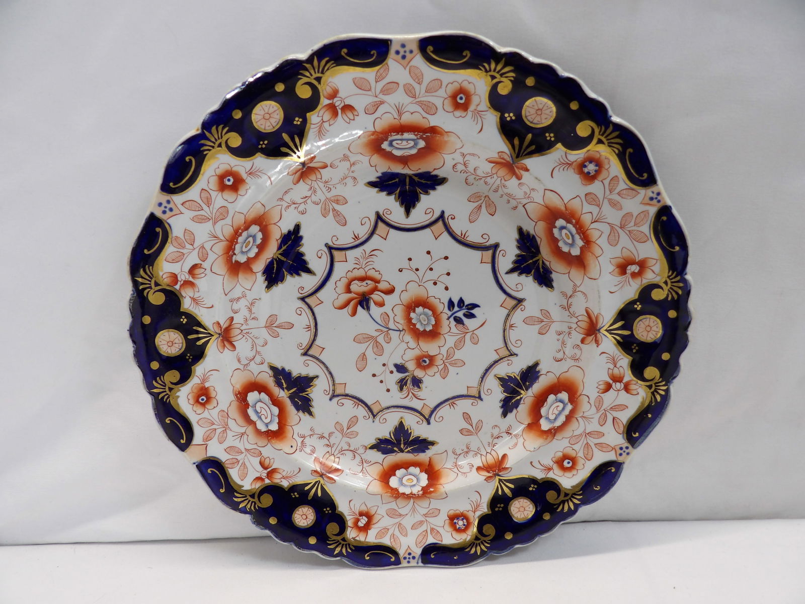 Vintage Crown Derby Dinner Plate: approx. 10 inches,see photo's