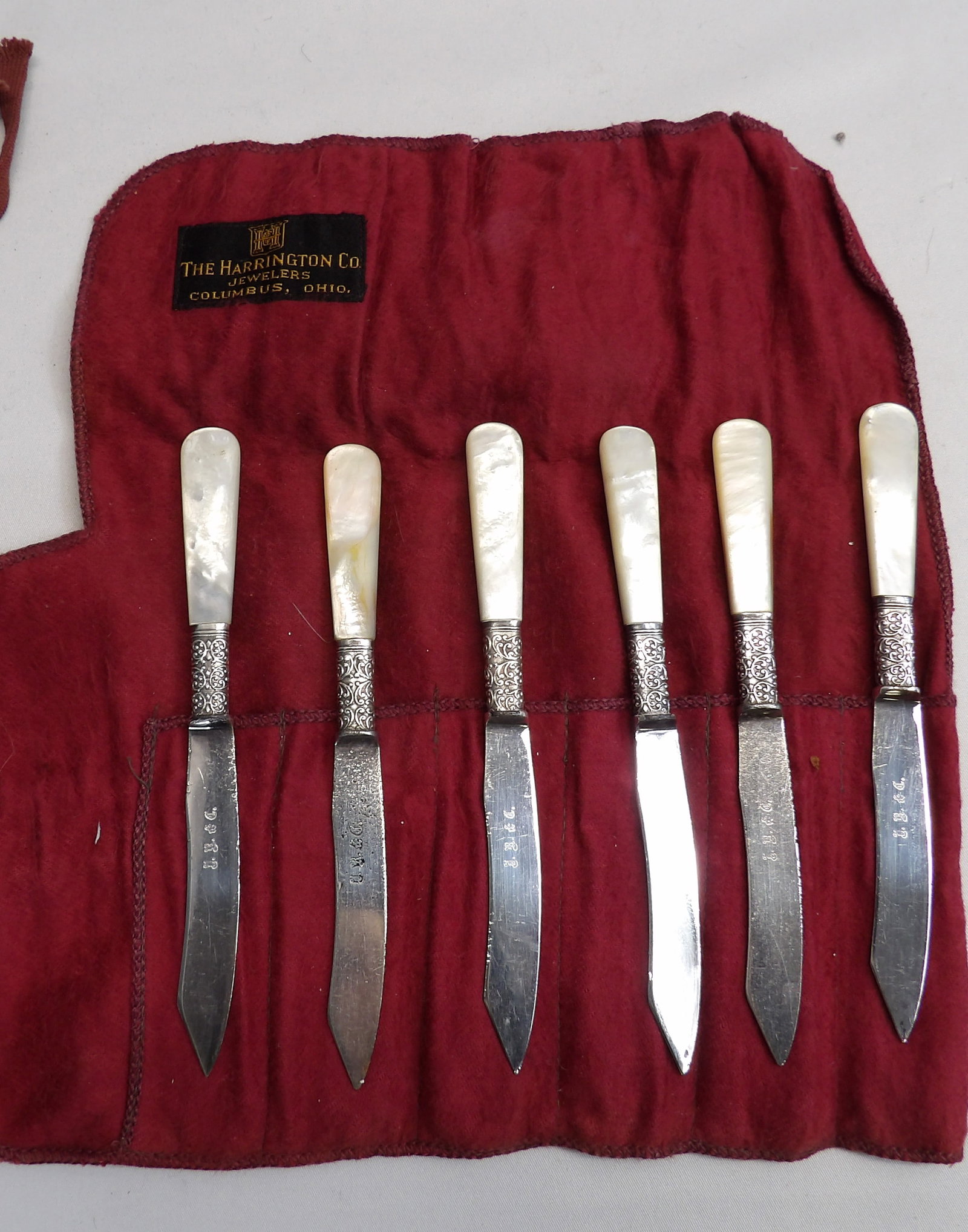 Set of 6 Sterling Fruit Knives with Mother of Pearl Handles: see photo's