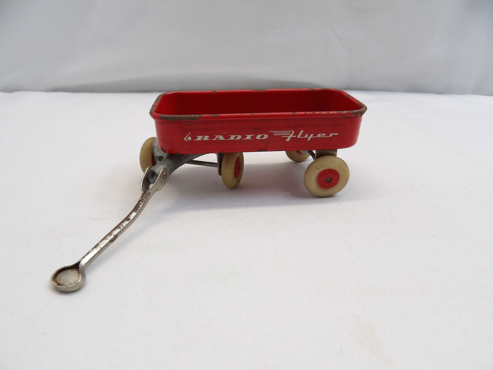 Vintage Mini 1930's Radio Flyer New York Worlds Fair, Home of Good Taste Red Wagon (1 of 6)