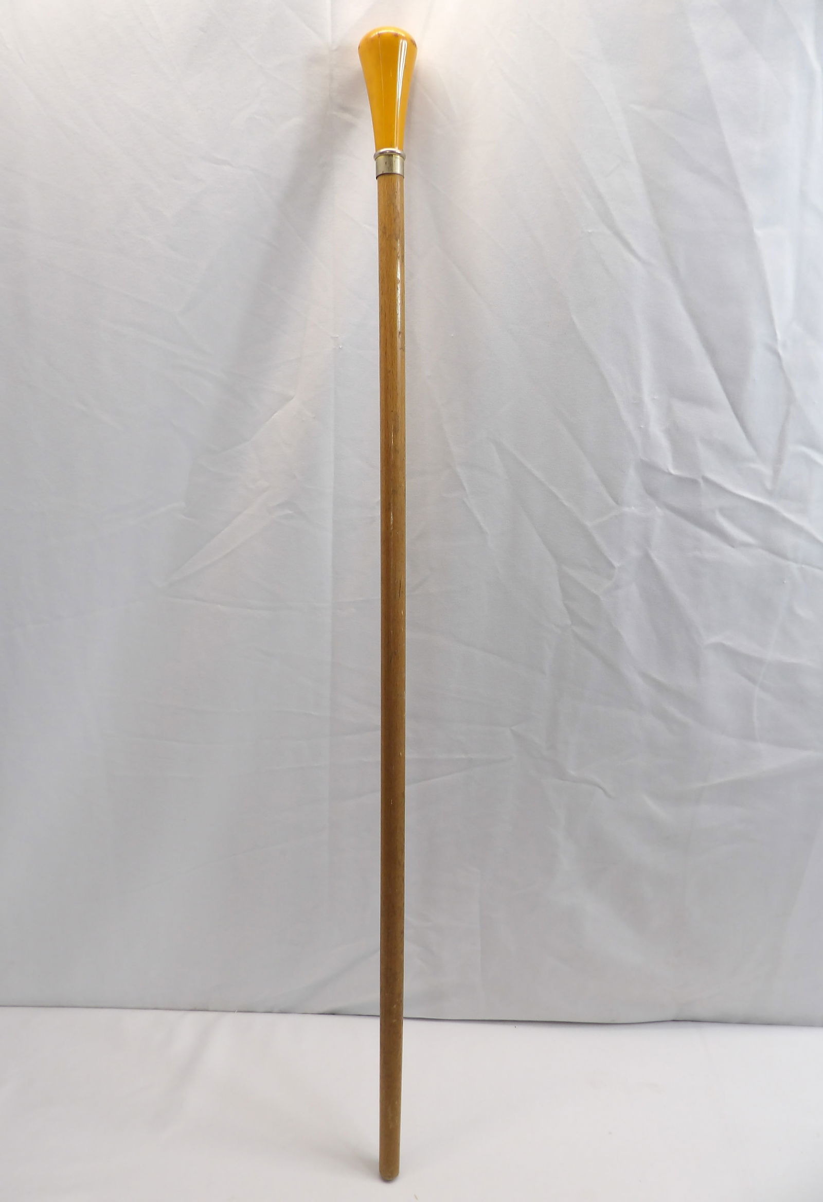 Antique Walking Stick/ Cane with Bakelite Handle (1 of 3)