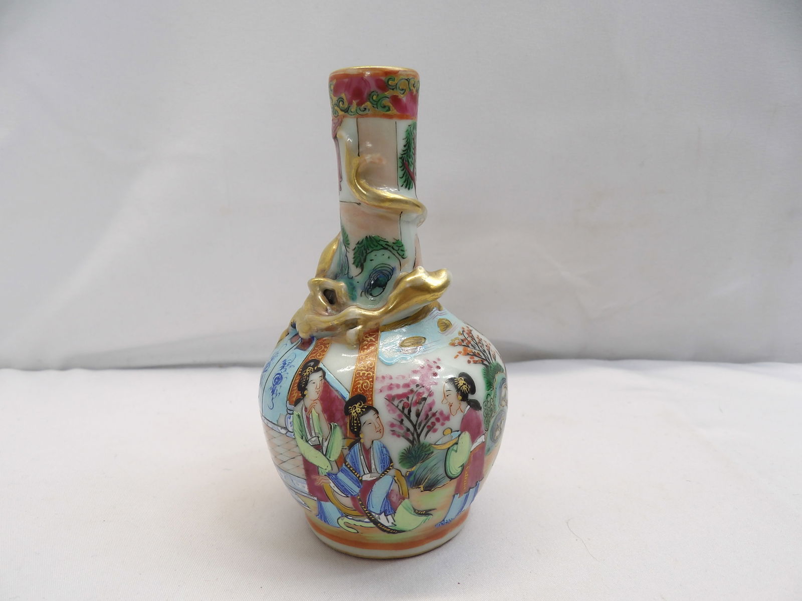 Antique Chinese Rose Mandarin Hand Painted Bottle with Chilong Dragon Vase (1 of 5)