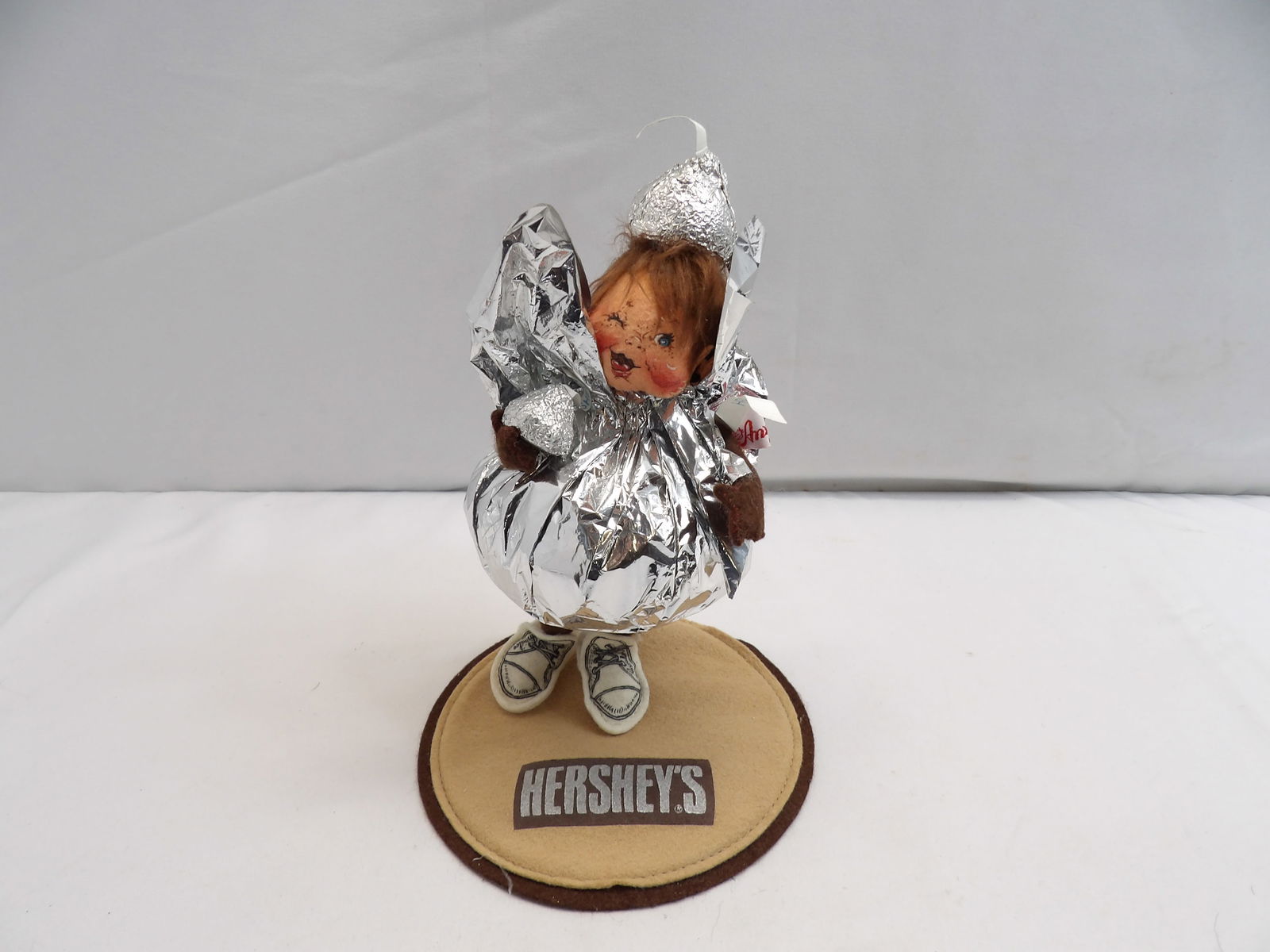 Vintage 1994 Annalee Hershey Candy Advertising Doll, Meredith NH (1 of 10)