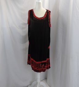 VINTAGE 1920'S SILK & RED BEADED FLAPPER DRESS