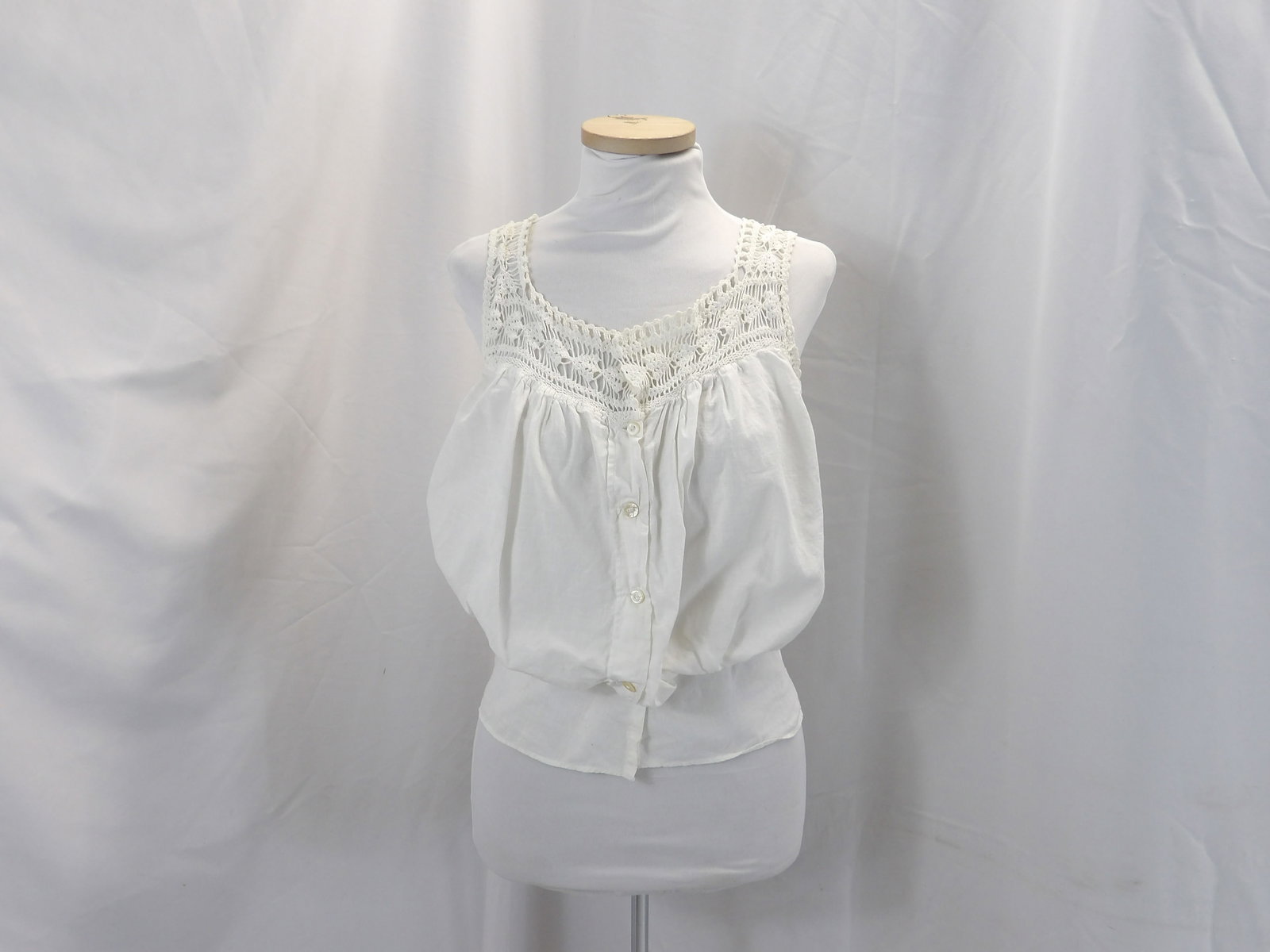 VICTORIAN CORSET COVER WITH CROTHET: APPROX. 36 BUST, 23 WAIST. A COUPLE OF PIN HOLES. SEE PHOTOS.