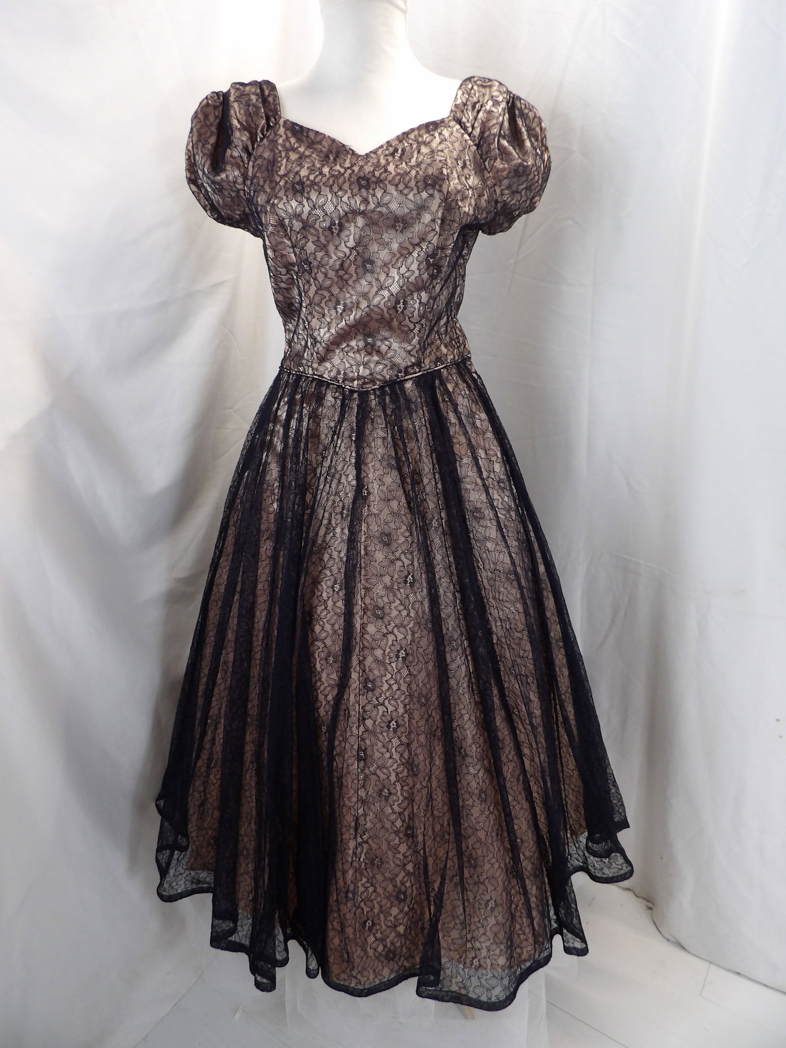 VINTAGE 1960'S EMMA DOMB BLACK LACE GOWN: APPROX. 34 BUST, 27 WAIST. IN GOOD CONDITION. SEE PHOTOS.