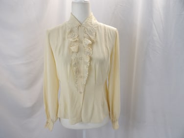 VINTAGE 1940'S BEIGE SILK BLOUSE WITH EMBROIDERED RUFFLED COLLAR