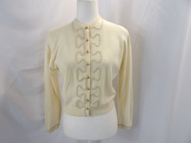 VINTAGE 1950'S BON WIT TELLER MME. GABRIELLE ECRU CARDIGAN SWEATHER