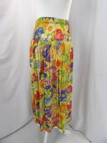 VINTAGE 1980'S ROYAL SILK YELLOW BRIGHTLY COLORED FLORAL PLEATED SKIRT