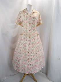 VINTAGE 1940-50'S PINK & GOLD HOUSE DRESS