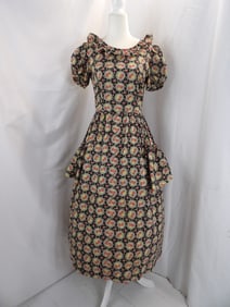 VINTAGE 1930-40'S BLACK FLORAL SUMMER DRESS WITH RUFFLES