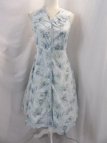 VINTAGE 1950'S SLEEVELESS BLUE FLORAL COTTON HOUSE DRESS